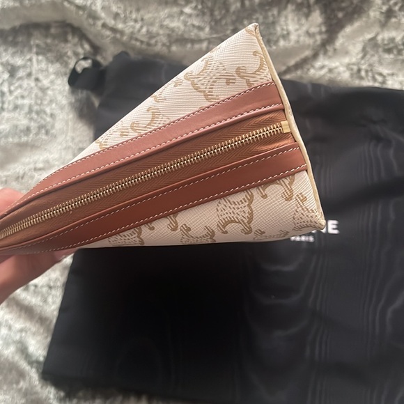 🚫SOLD🚫AUTHENTIC CELINE COSMETIC POUCH in Medium white Triomphe Canvas - Picture 5 of 10